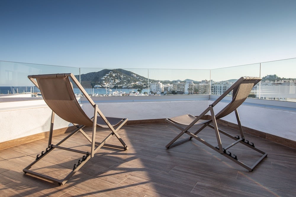 Hotel Tres Torres in Santa Eulalia, Ibiza | loveholidays