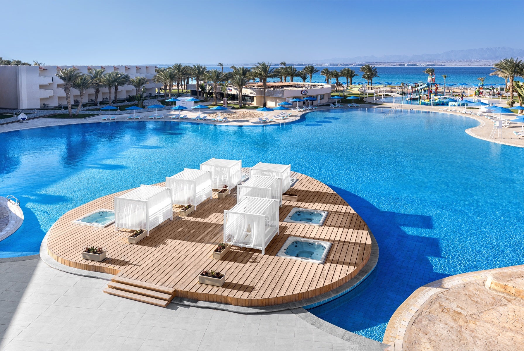 The V Luxury Resort Sahl Hasheesh in Hurghada, Rotes Meer | weloveholidays