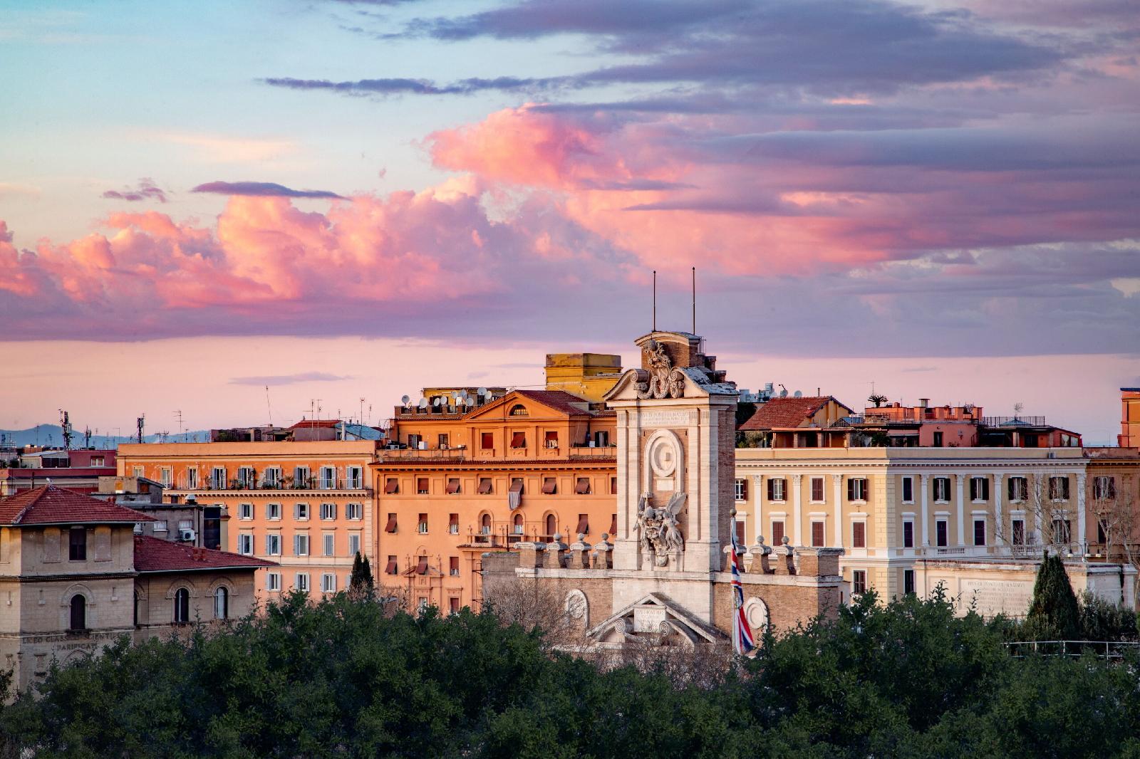 The Guardian Hotel in Rome | loveholidays