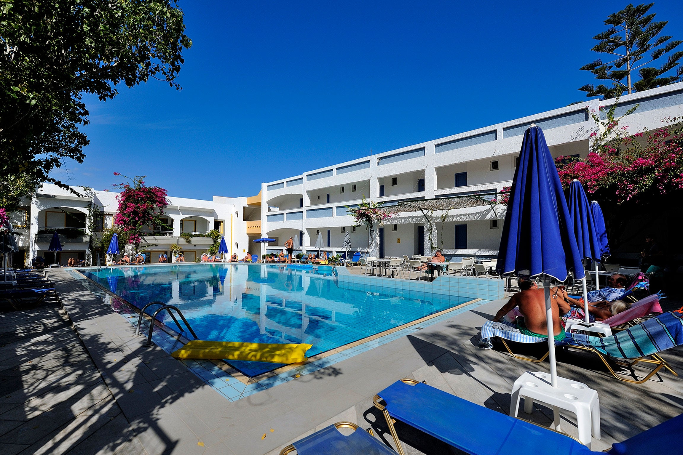 Apollon Hotel Apartments in Rethymnon, Crete | loveholidays