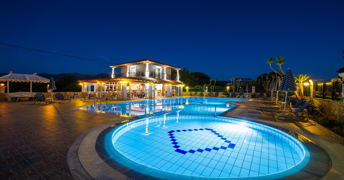 Makis Studios Roda in Roda, Corfu | loveholidays