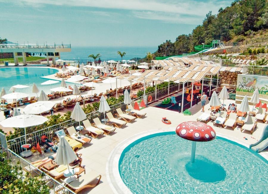 sun life beach hotel