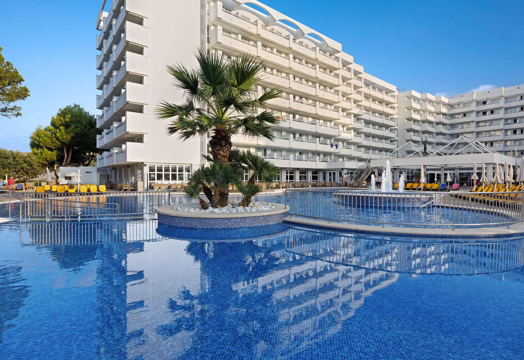 Alua Gran Camp De Mar In Camp De Mar Majorca Loveholidays alua-gran-camp-de-mar-in-camp-de-mar-majorca-loveholidays