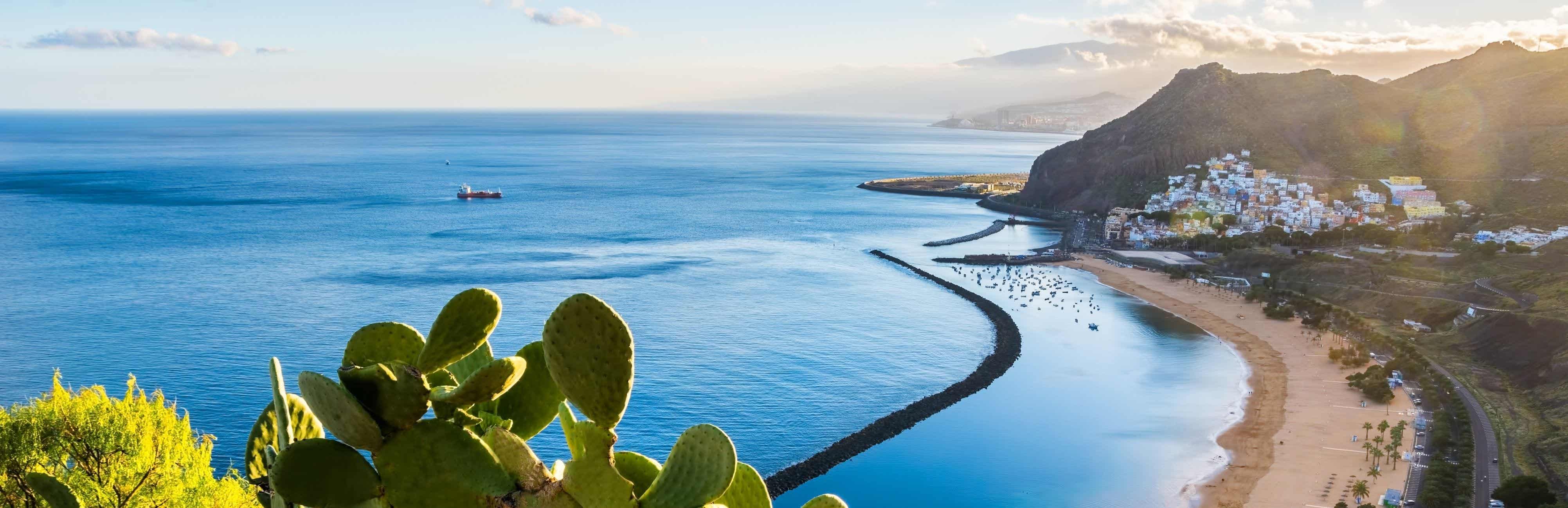 isla Derecho lo mismo Tenerife Holidays 2023 from £188 | loveholidays