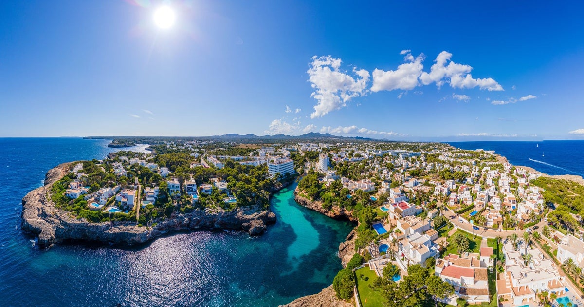Cala d'Or Couples Holidays 2026/2027 from £379 | loveholidays