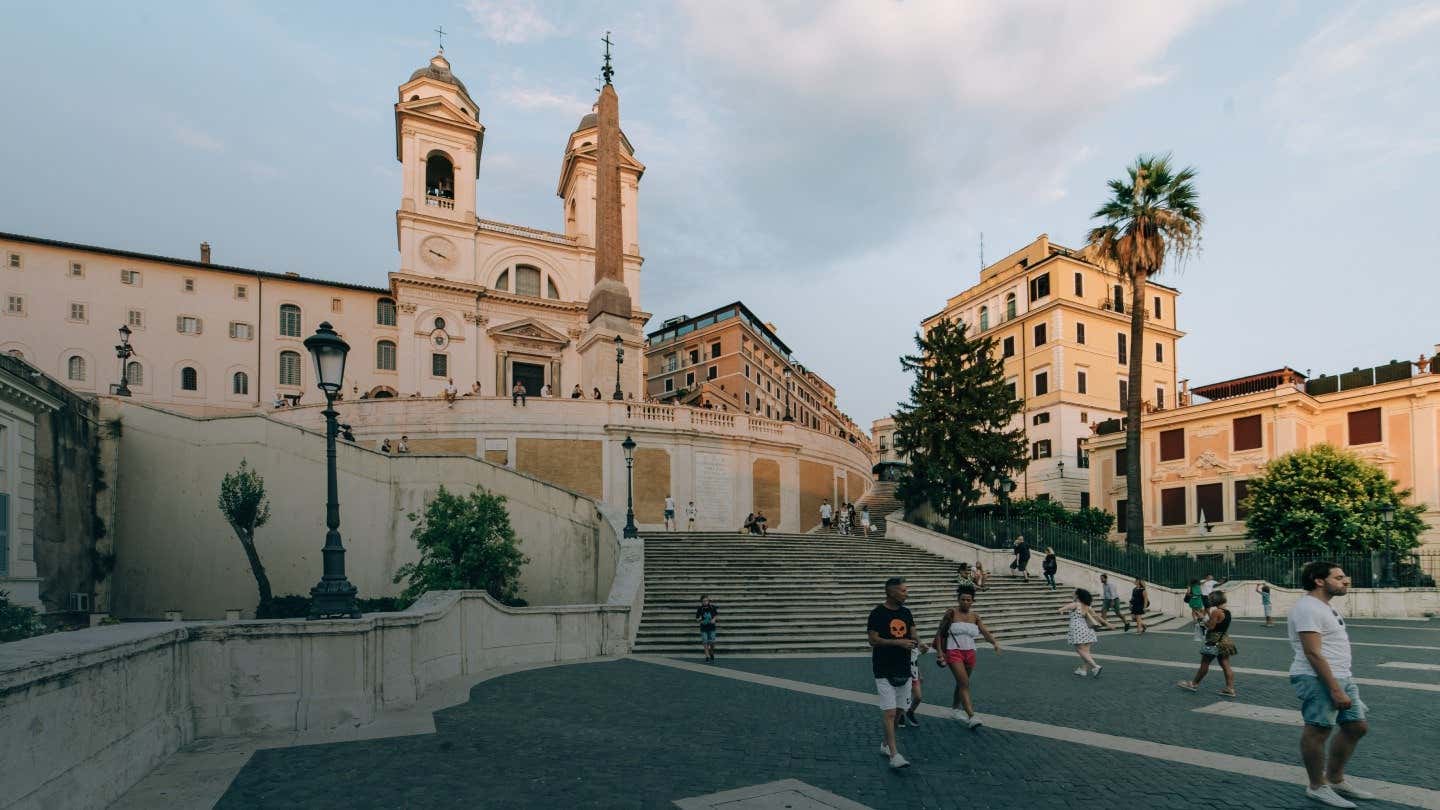 Walking Tours In Rome Discover The Best Spots For Your Walking Tour In Rome - loveholidays